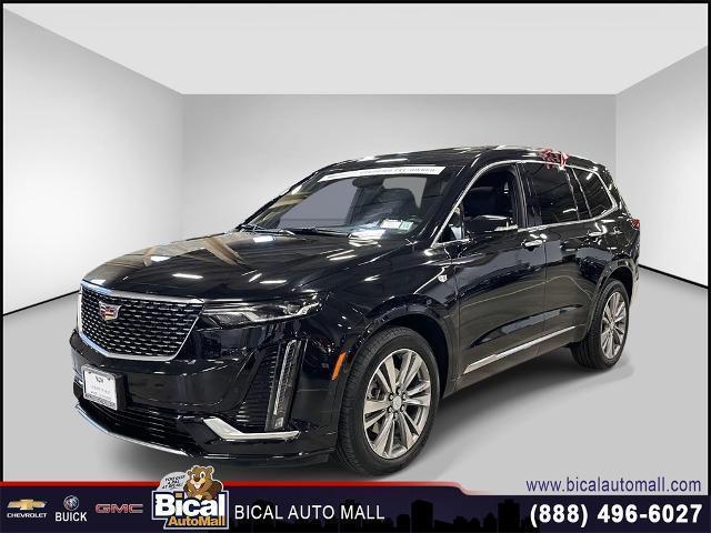 Photo of 2022 Stellar Black Metallic Cadillac XT6