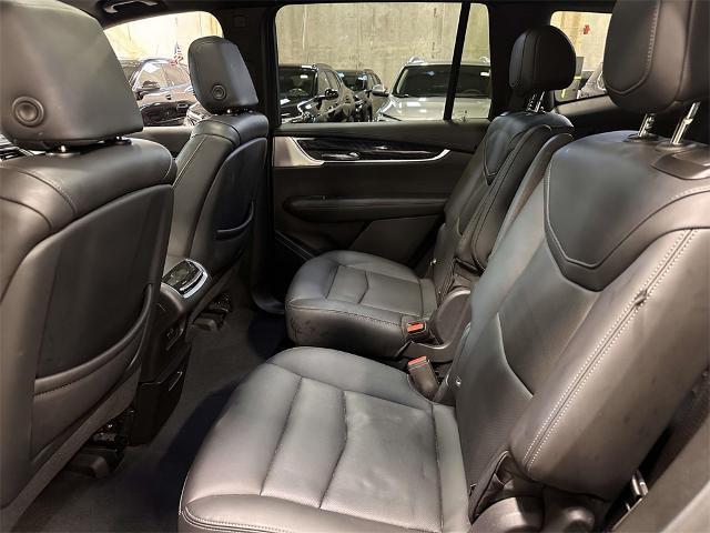 Photo of 2022 Stellar Black Metallic Cadillac XT6