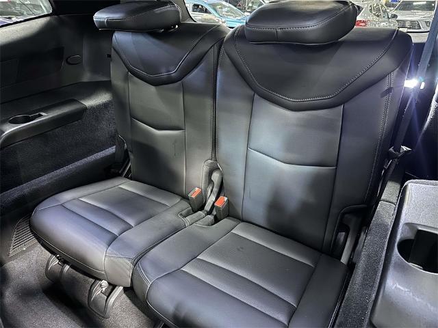 Photo of 2022 Stellar Black Metallic Cadillac XT6
