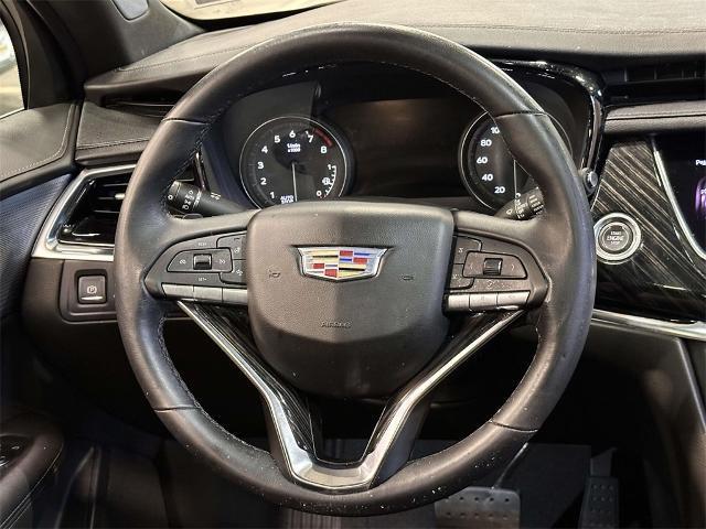 Photo of 2022 Stellar Black Metallic Cadillac XT6