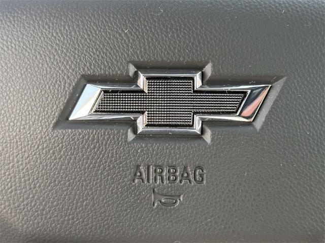 Photo of 2024 Glacier Blue Metallic Chevrolet Colorado
