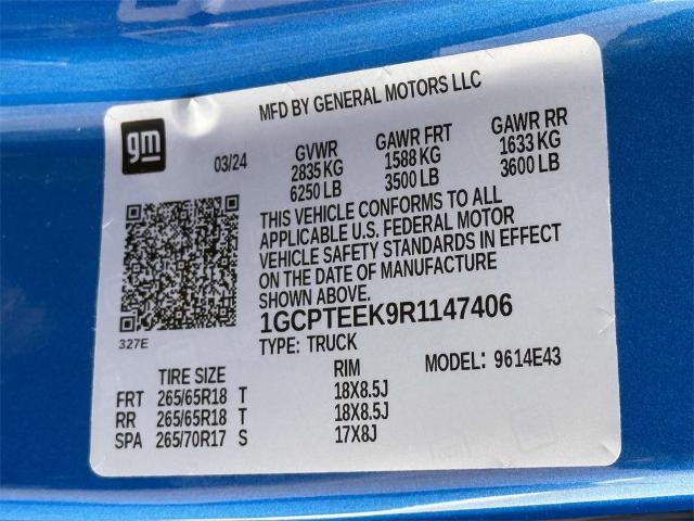 Photo of 2024 Glacier Blue Metallic Chevrolet Colorado