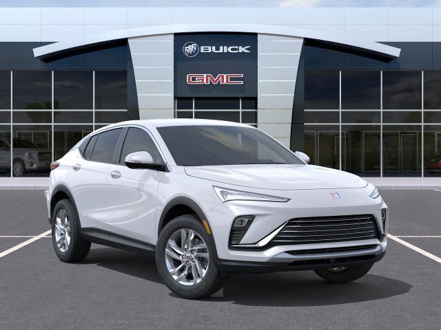 Photo of 2025 Summit White Buick Envista