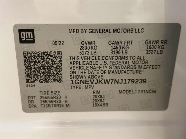 Photo of 2022 Summit White Chevrolet Traverse