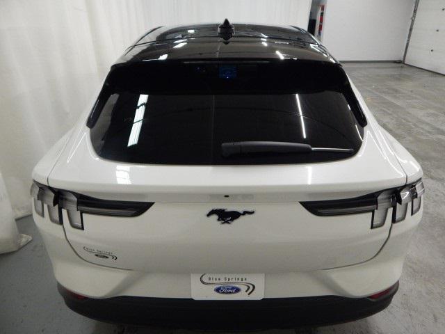Photo of 2025 Star White Metallic Tri-Coat Ford Mustang Mach-E