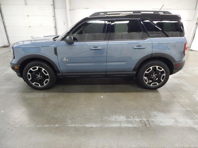 Photo of 2024 Azure Gray Metallic Tri-Coat Ford Bronco Sport
