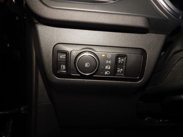 Photo of 2025 Agate Black Metallic Ford Escape PHEV