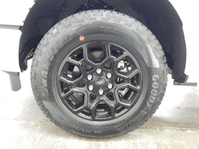 Photo of 2025 Oxford White Ford F-150