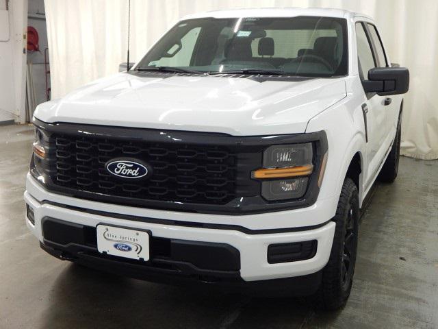 Photo of 2025 Oxford White Ford F-150