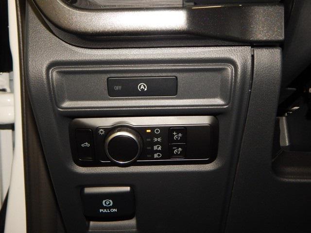 Photo of 2025 Oxford White Ford F-150
