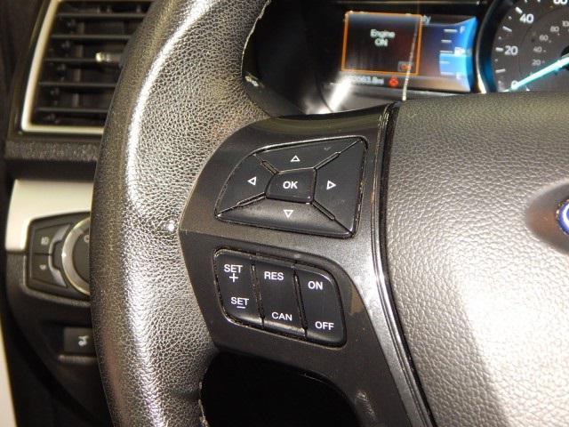 Photo of 2017 Oxford White Ford Explorer