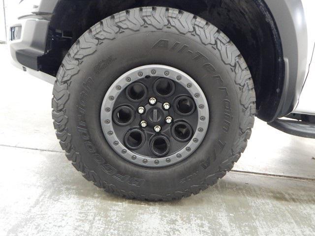 Photo of 2024 Oxford White Ford F-150