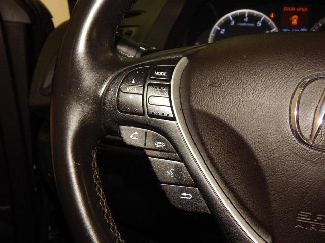 Photo of 2016 Crystal Black Pearl Acura RDX