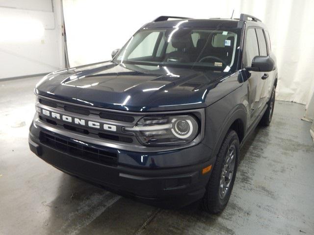 Photo of 2023 Alto Blue Metallic Tinted Clearcoat Ford Bronco Sport