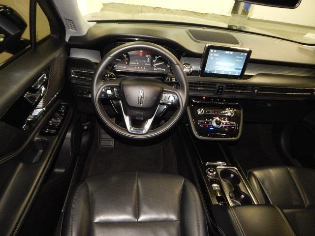 Photo of 2022 Infinite Black Metallic Clearcoat Lincoln Corsair