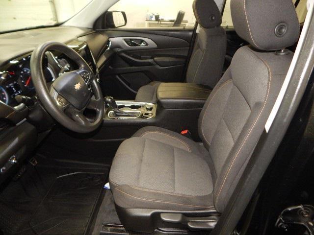 Photo of 2020 Mosaic Black Metallic Chevrolet Traverse