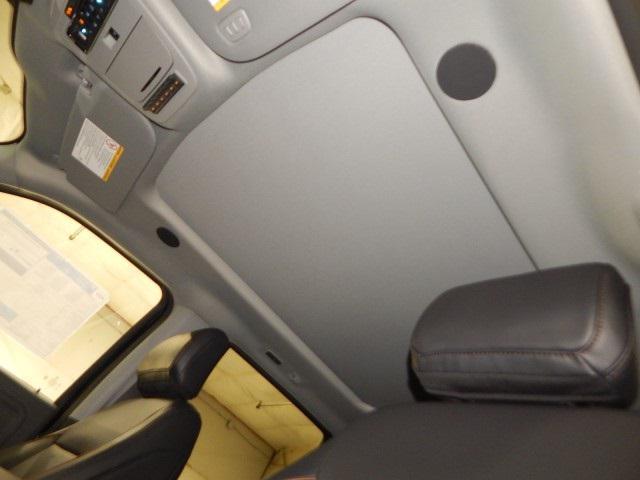 Photo of 2025 Agate Black Metallic Ford F-350
