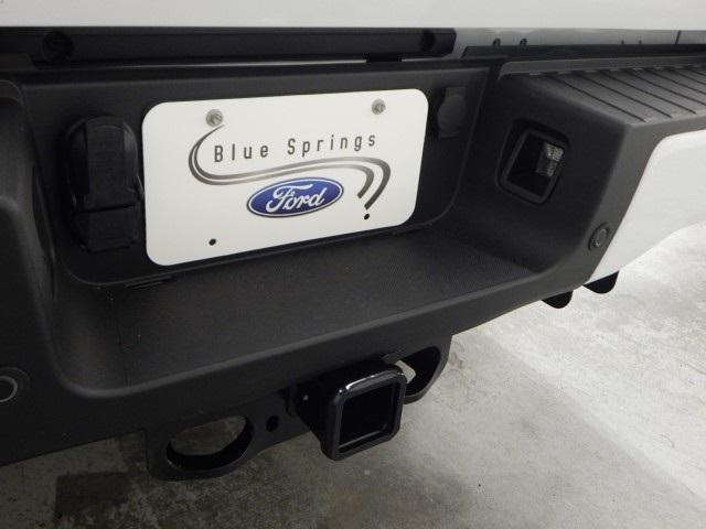 Photo of 2025 Oxford White Ford F-250