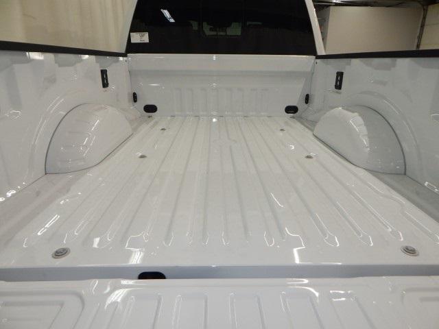 Photo of 2025 Oxford White Ford F-250