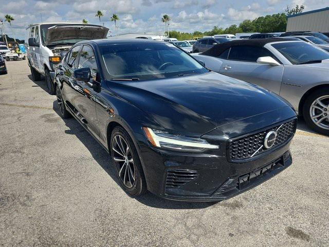 Photo of 2023 Black Stone Volvo S60 Recharge Plug-In Hybrid