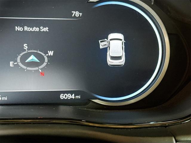 Photo of 2025 Vik Black Genesis GV70