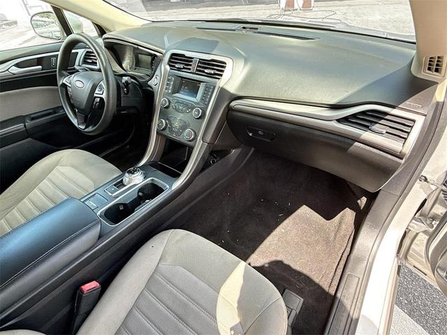 Photo of 2019 Ingot Silver Ford Fusion