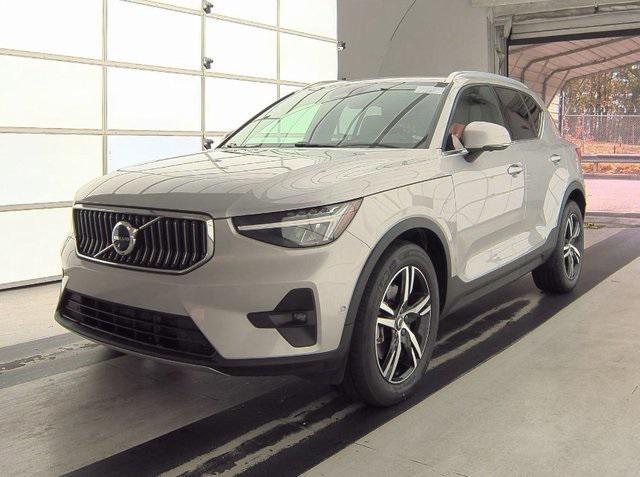 2023 Volvo XC40