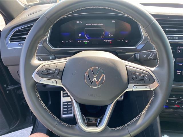 Photo of 2023 Deep Black Pearl Effect Volkswagen Tiguan