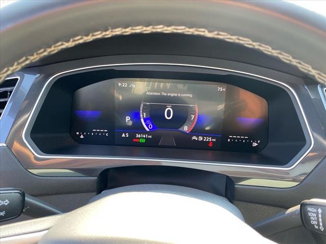 Photo of 2023 Deep Black Pearl Effect Volkswagen Tiguan