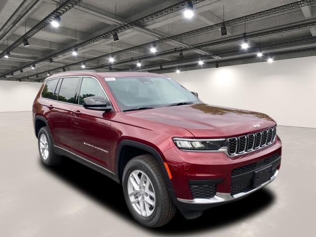 Photo of 2025 Velvet Red Pearlcoat Jeep Grand Cherokee L
