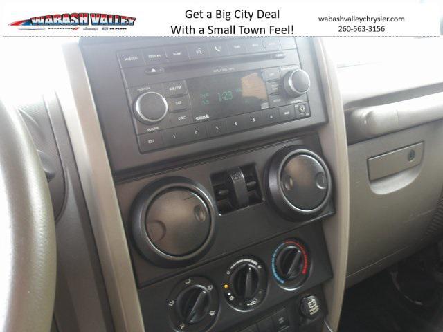 Photo of 2007 Jeep Green Metallic Clearcoat Jeep Wrangler
