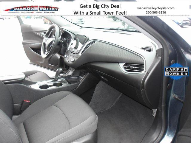 Photo of 2020 Shadow Gray Metallic Chevrolet Malibu