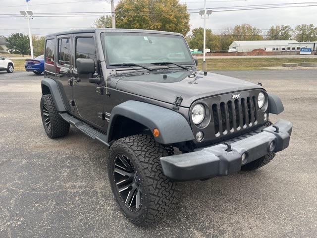 Photo of 2016 Granite Crystal Metallic Clearcoat Jeep Wrangler Unlimited