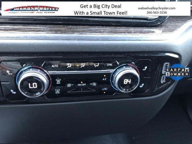 Photo of 2023 Summit White GMC Sierra 1500