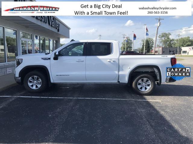 Photo of 2023 Summit White GMC Sierra 1500