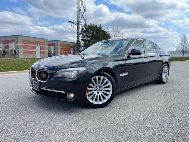 2012 BMW 750