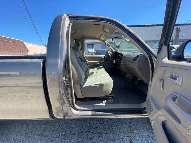 Photo of 2006 Phantom Gray Pearl Toyota Tundra