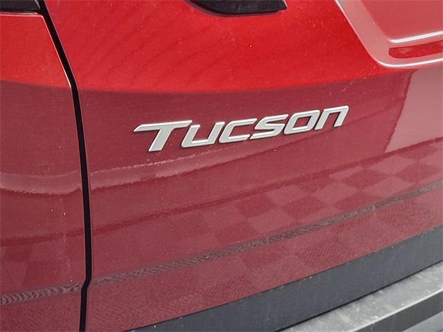 Photo of 2025 Red Hyundai TUCSON