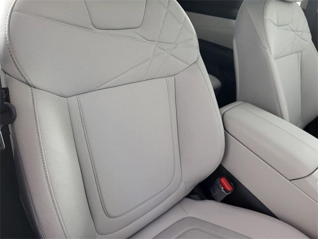 Photo of 2025 Red Hyundai TUCSON