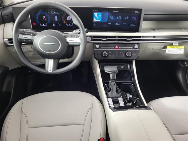 Photo of 2025 Red Hyundai TUCSON