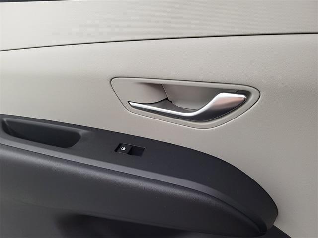 Photo of 2025 Red Hyundai TUCSON