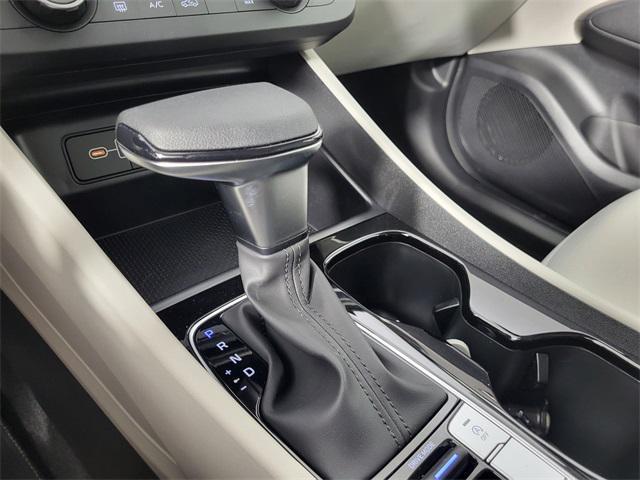 Photo of 2025 Red Hyundai TUCSON