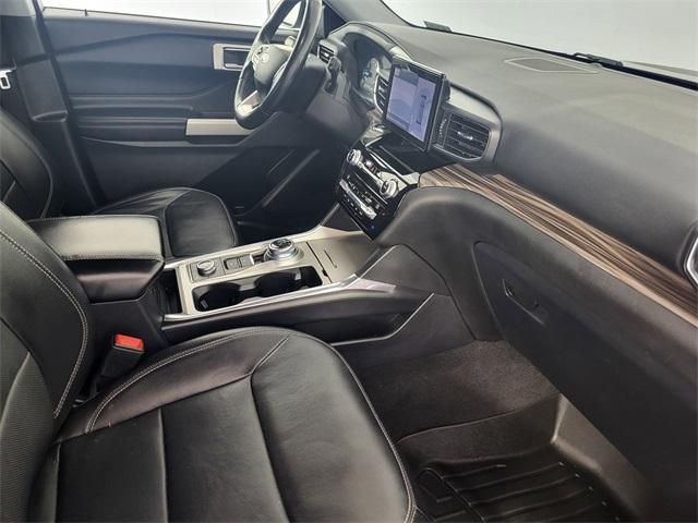 Photo of 2021 Stone Gray Metallic Ford Explorer