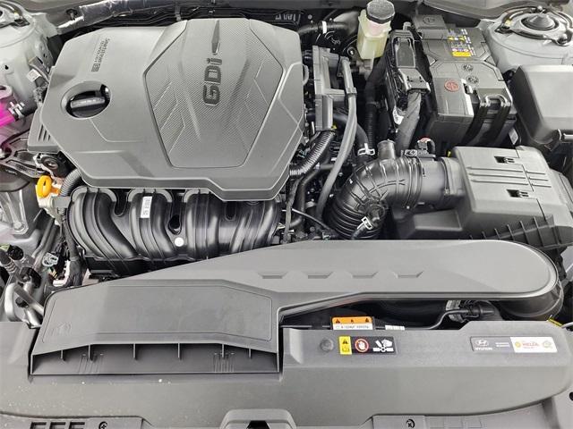 Photo of 2024 Silver Hyundai SONATA