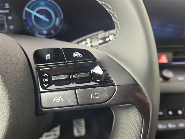 Photo of 2025 Black Hyundai ELANTRA HEV