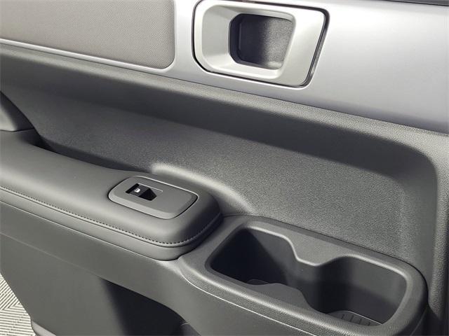 Photo of 2025 Shimmering Silver Hyundai SANTA FE