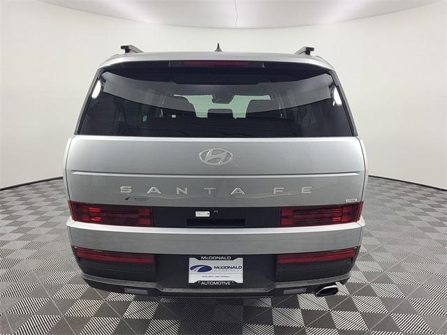 Photo of 2025 Shimmering Silver Hyundai SANTA FE