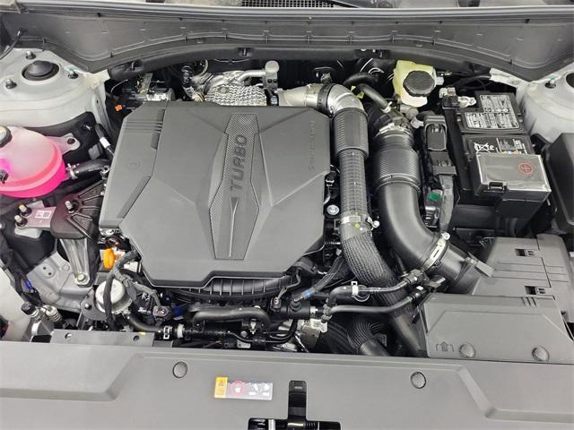 Photo of 2025 Shimmering Silver Hyundai SANTA FE