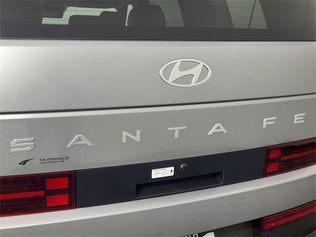 Photo of 2025 Shimmering Silver Hyundai SANTA FE