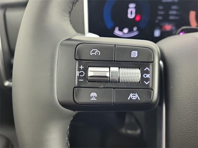 Photo of 2025 Shimmering Silver Hyundai SANTA FE